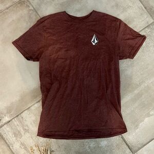 Like new men’s Volcom t-shirt